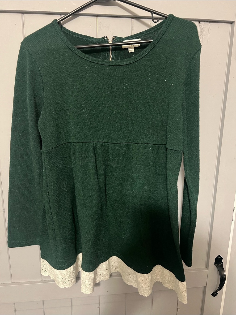 Umgee Dark Green Long Sleeve Tunic with Cream Lace Hem